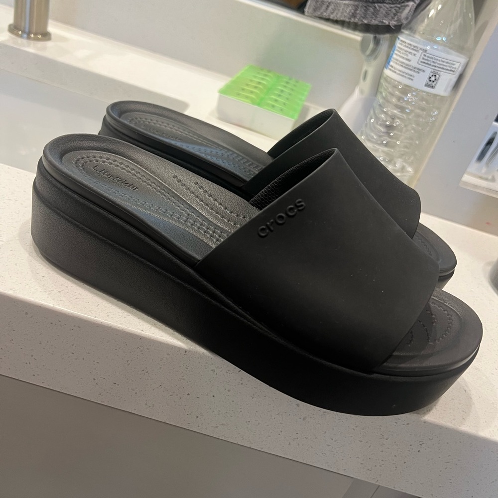 Crocs slide platform sandals